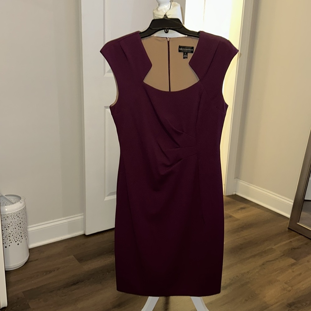 Connected apparel 8 maroon Sheath business dress. NWOT. - Picture 3 of 9